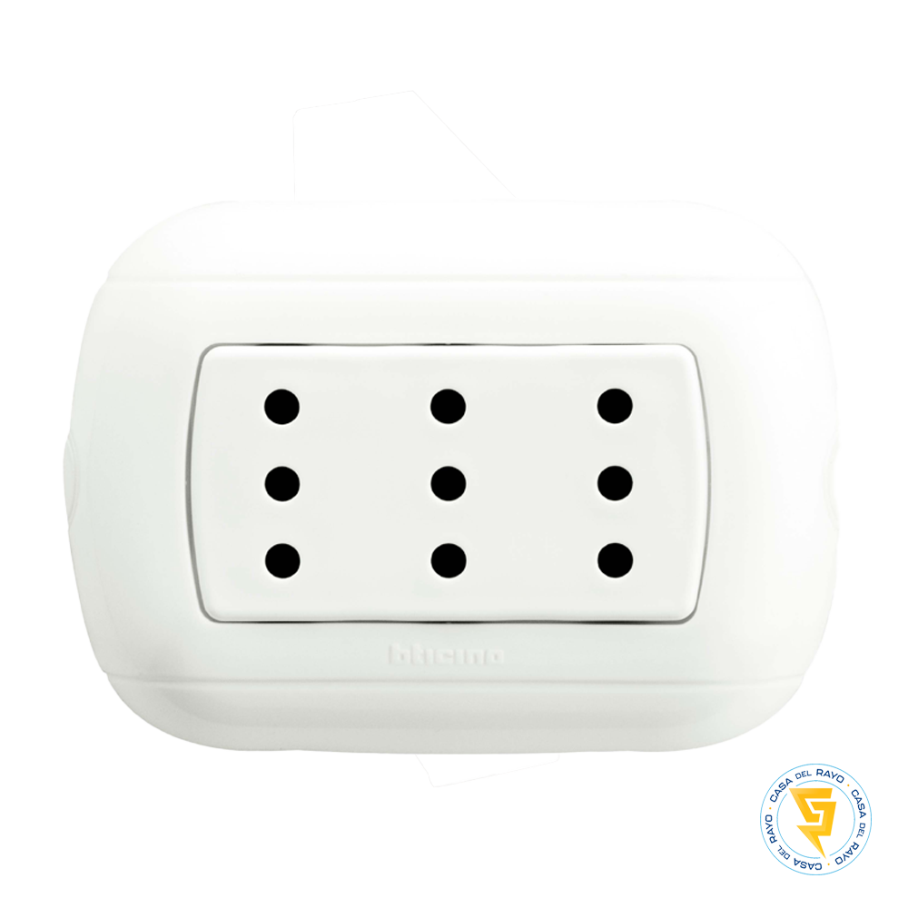 ENCHUFE TRIPLE SOBREPUESTO 10A BLANCO BTICINO LINEA OVAL